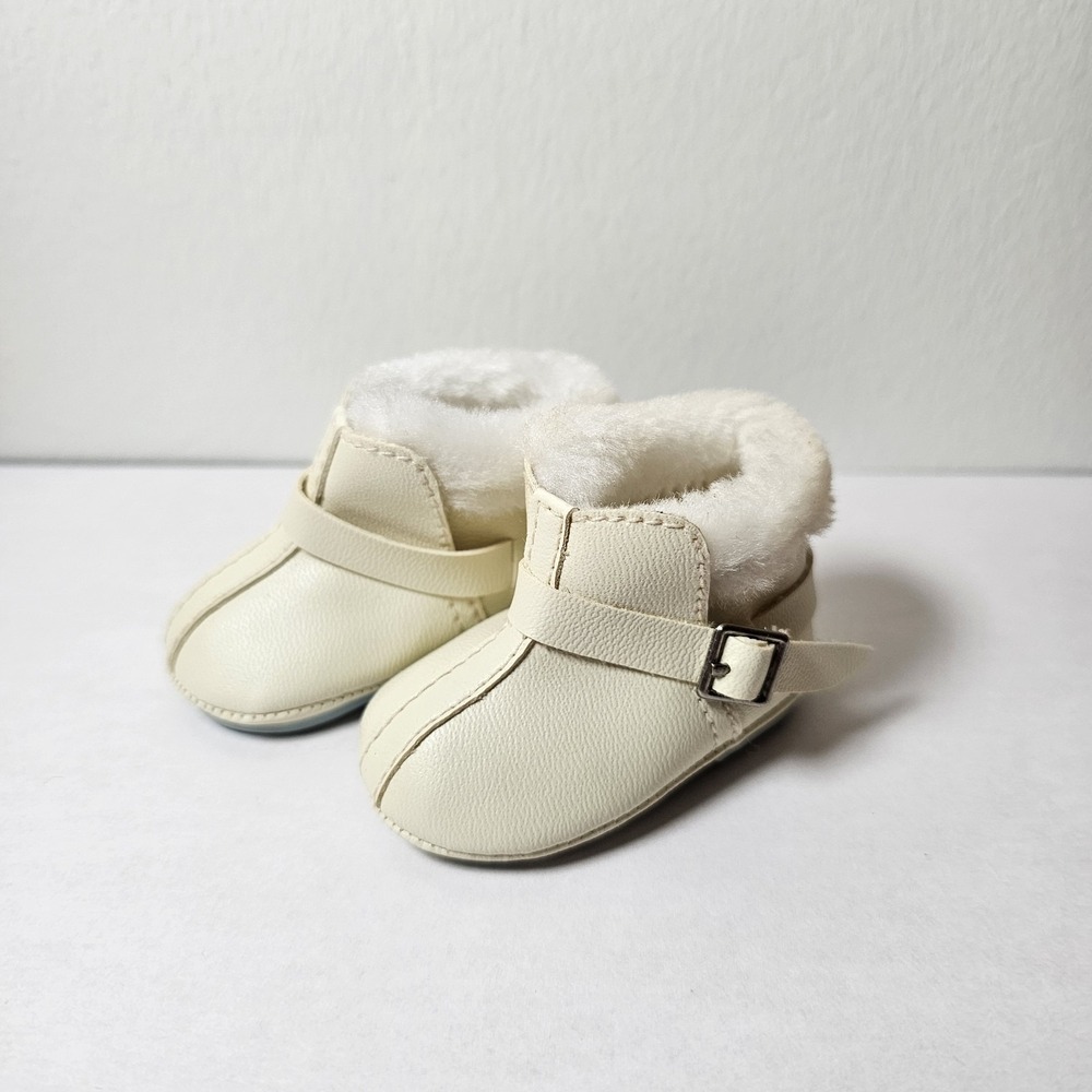 Pleasant Company American Girl Snowball Sweater Cream-White Winter Ankle Boots